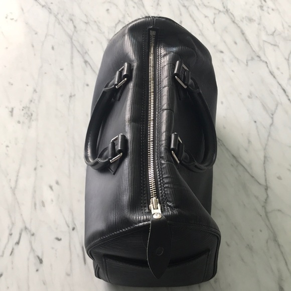 Louis Vuitton Purse - USED - Picture 4 of 16